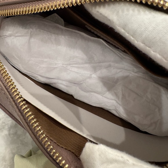 NWT Burberry Camera Bag - Picture 3 of 5